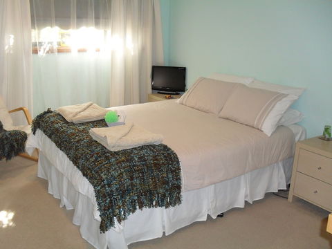 Sanddancers B & B - Accommodation Batemans Bay 3