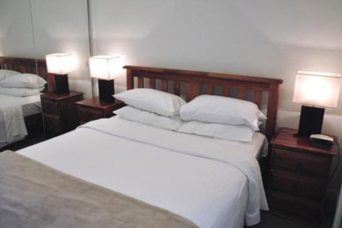 Astra Collins St. Docklands - Accommodation Batemans Bay 6