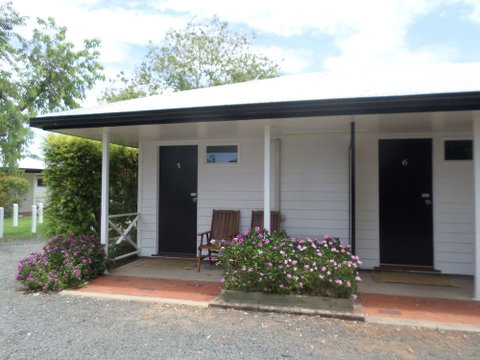 Warrego Hotel Motel Cunnamulla - Accommodation Batemans Bay 0