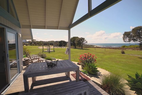 Bear Gully Coastal Cottages - Accommodation Batemans Bay 3