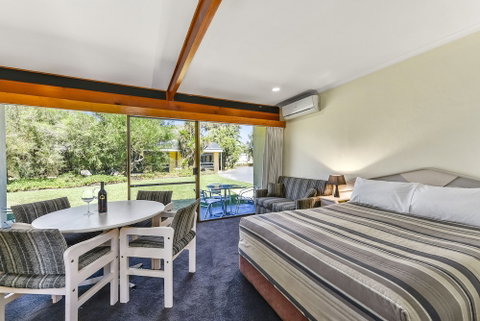 William Macintosh Motor Lodge - Accommodation Batemans Bay 1