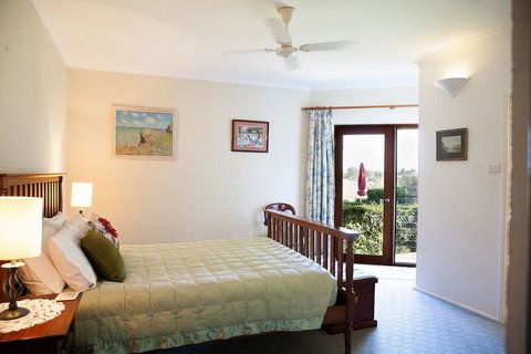Burncroft Guest House - Accommodation Batemans Bay 3