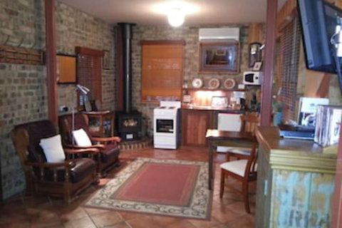 Eagle Foundry Bed & Breakfast - Accommodation Batemans Bay 4