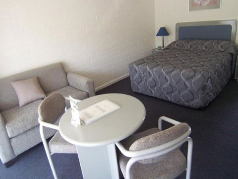 Dalby Manor Motor Inn - Accommodation Batemans Bay 2