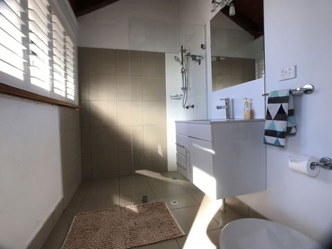 Treetops Everglades Villa - Accommodation Batemans Bay 3