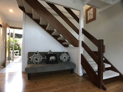 Treetops Everglades Villa - Accommodation Batemans Bay 1