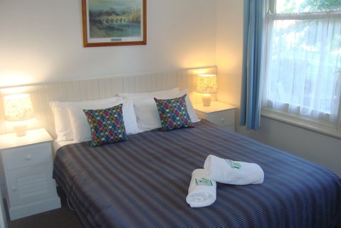 Elm Lodge - Accommodation Batemans Bay 5
