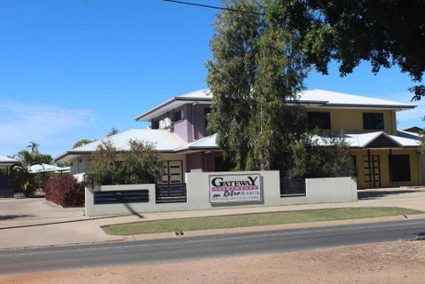 Emerald Western Gateway Motel - Accommodation Batemans Bay 0