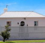 Historic Central Cottage in Warrnambool - Accommodation Batemans Bay