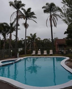 Tabourie Lake Motel - Accommodation Batemans Bay 0