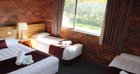 Tabourie Lake Motel - Accommodation Batemans Bay 1