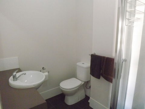 Derby Lodge - Accommodation Batemans Bay 3