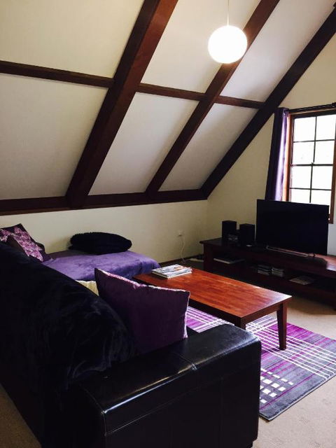 Dancing Waters Cottage - Accommodation Batemans Bay 3