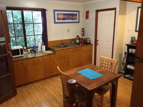 Dancing Waters Cottage - Accommodation Batemans Bay 5
