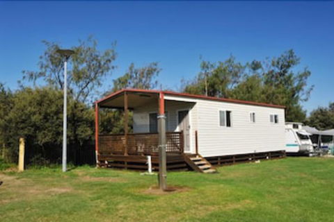 NRMA Stockton Beach Holiday Park - Accommodation Batemans Bay 3