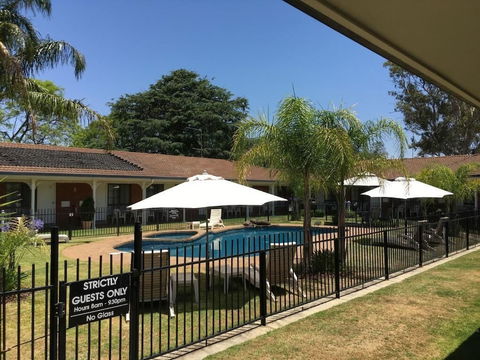 Capricorn Motor Inn - Accommodation Batemans Bay 2