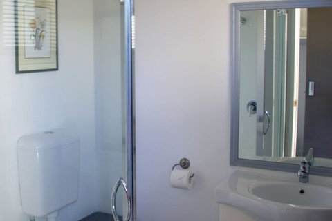 Delatite Apartments Timbertop & Fir - Accommodation Batemans Bay 5
