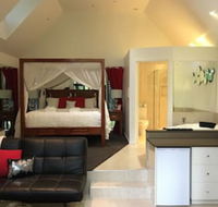 Linger A While Chalet - Accommodation Batemans Bay