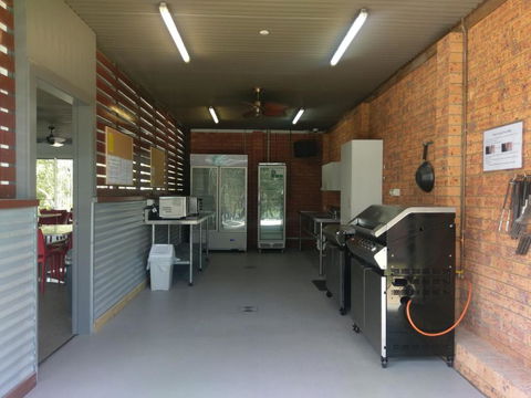 Tuncurry Lakes Resort - Accommodation Batemans Bay 4