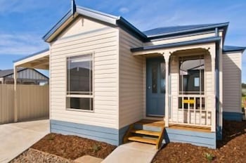 Werribee Short Stay Villas & Accommodation - Accommodation Batemans Bay 5