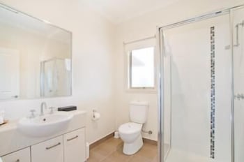 Werribee Short Stay Villas & Accommodation - Accommodation Batemans Bay 2