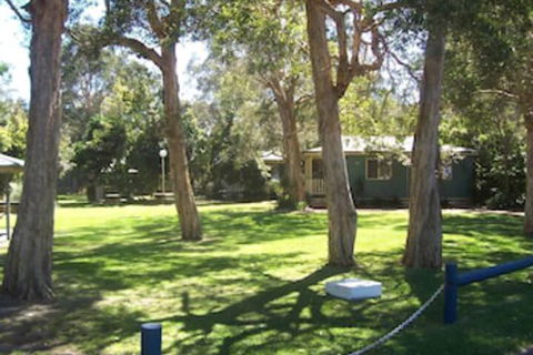 Budgewoi Holiday Park - Accommodation Batemans Bay 1