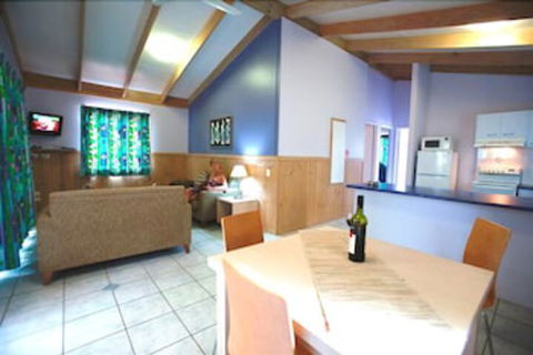 Budgewoi Holiday Park - Accommodation Batemans Bay 0