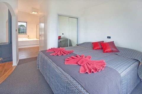 SURFBEACH HOLIDAY PARK - Accommodation Batemans Bay 1