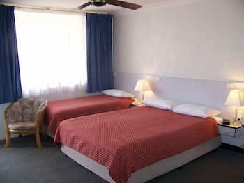 Beach Motel Woolgoolga - Accommodation Batemans Bay 1
