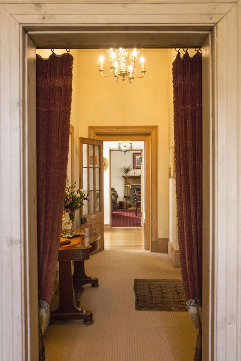 The Racecourse Inn - Accommodation Batemans Bay 2