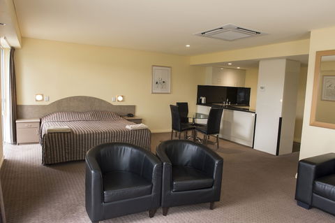 Yarrawonga Mulwala Golf Club Resort - Accommodation Batemans Bay 4
