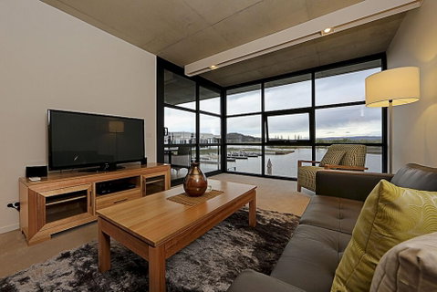 Accommodate Canberra - Dockside - Accommodation Batemans Bay 2