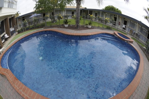 Warrina Motor Inn - Accommodation Batemans Bay 2