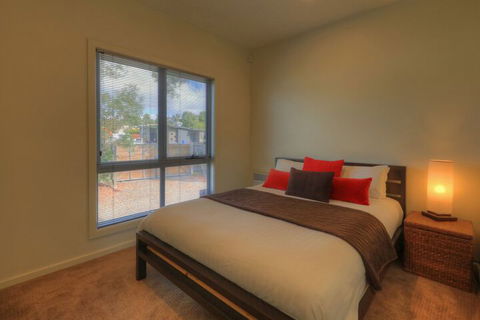 Fairwinds - Essentially Tas - Accommodation Batemans Bay 1