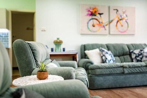 Alarks Nest - Accommodation Batemans Bay 7