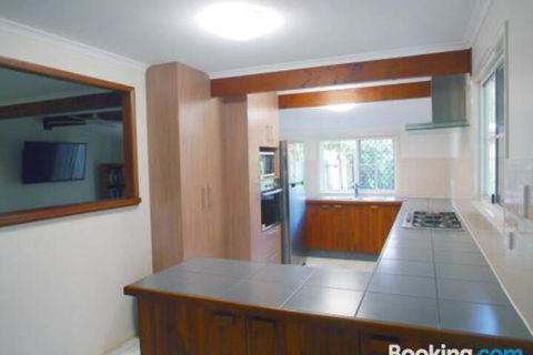 Wyndham Lodge - Accommodation Batemans Bay 2