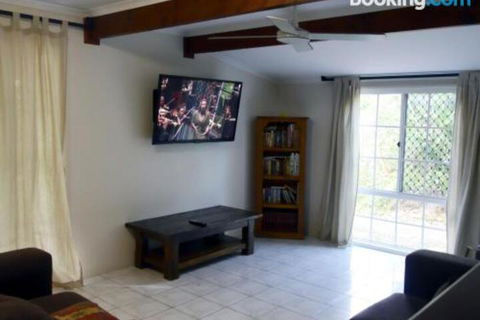 Wyndham Lodge - Accommodation Batemans Bay 3