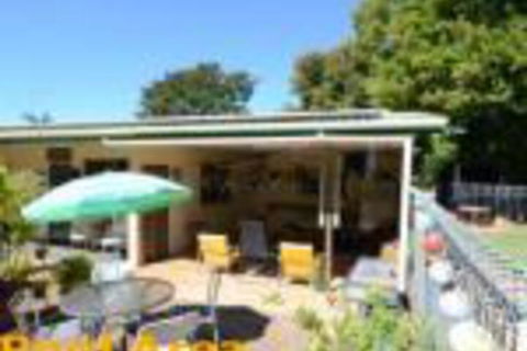 Affordable Gold City Motel - Accommodation Batemans Bay 0