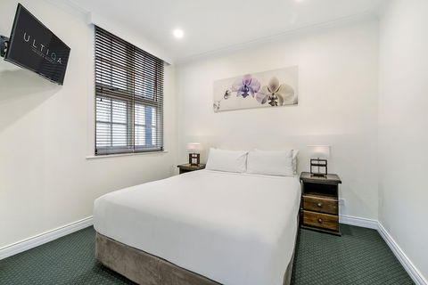 ULTIQA Rothbury Hotel - Accommodation Batemans Bay 2