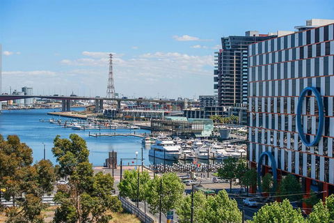 Peppers Docklands - Accommodation Batemans Bay 0