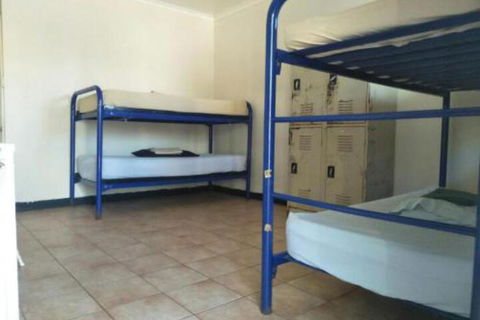 Palm Court Backpackers - Accommodation Batemans Bay 3