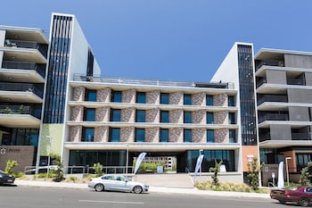 Racecourse Space Pop Up - Accommodation Batemans Bay 6