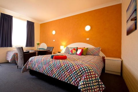 Tuncurry Beach Motel - Accommodation Batemans Bay 0