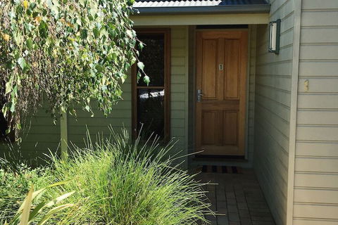 Abalina Cottages, Rotary Drive - Accommodation Batemans Bay 1