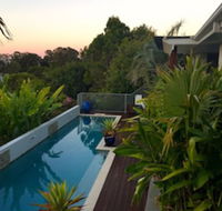 Sunshine Coast Tropical Getaway