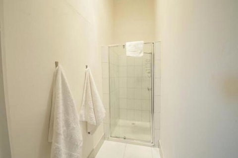 Arch On Mellool - Accommodation Batemans Bay 4