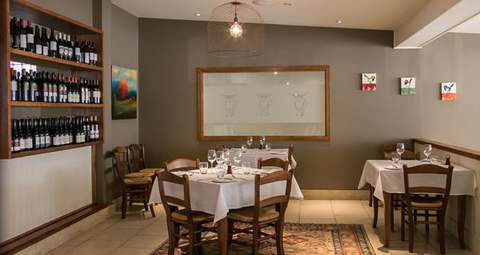 Royal Hotel Bowral - Accommodation Batemans Bay 2