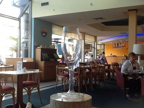 Festival Cafe - Accommodation Batemans Bay 0