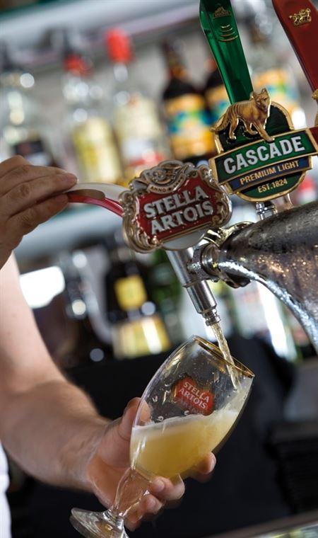 Hamilton Hotel - Accommodation Batemans Bay 4