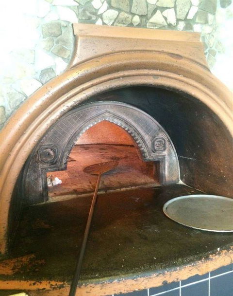 L'Olio Italian Kitchen - Accommodation Batemans Bay 5